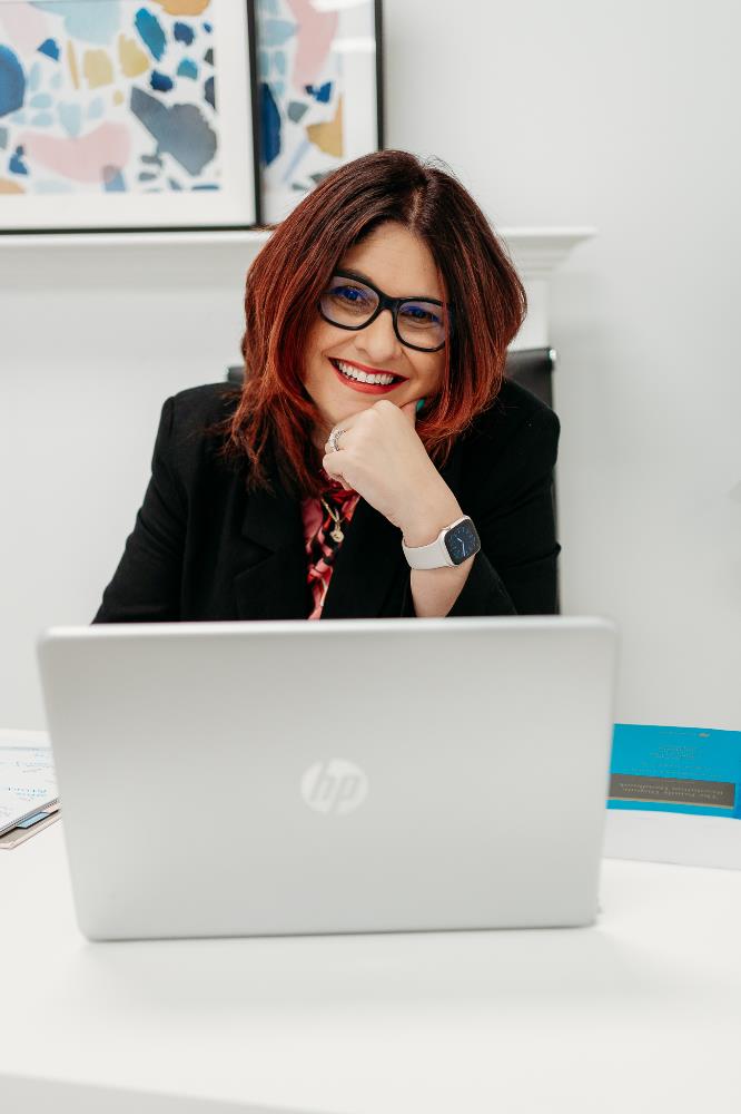 Marian Grande, AccFM, CODR, Q. Med